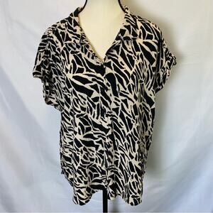 Alexander Jordan Button Down Blouse Women’s XL Short Sleeve‎ Black Tan Giraffe